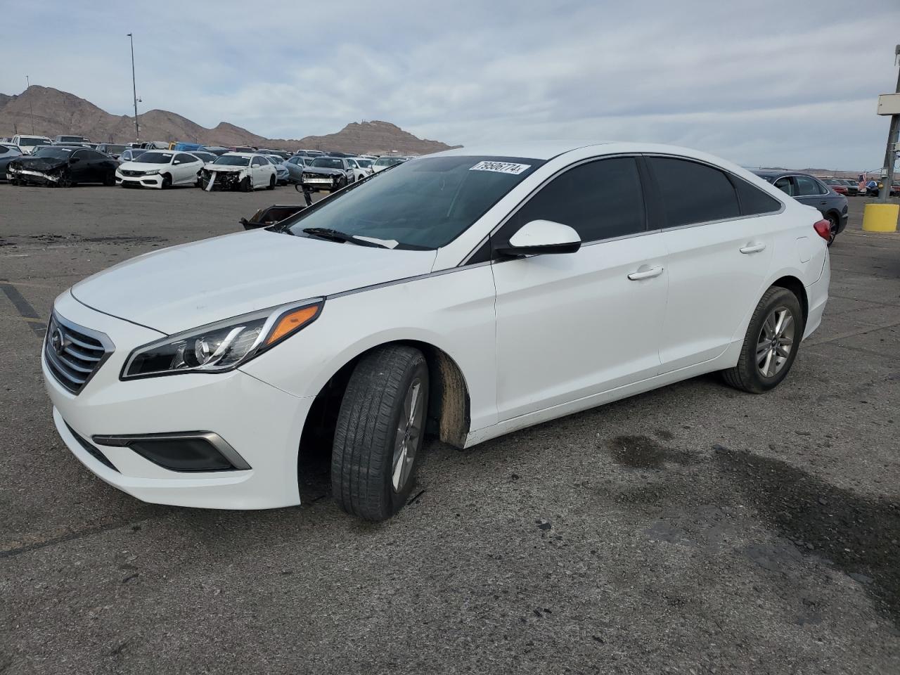 HYUNDAI SONATA SE 2017