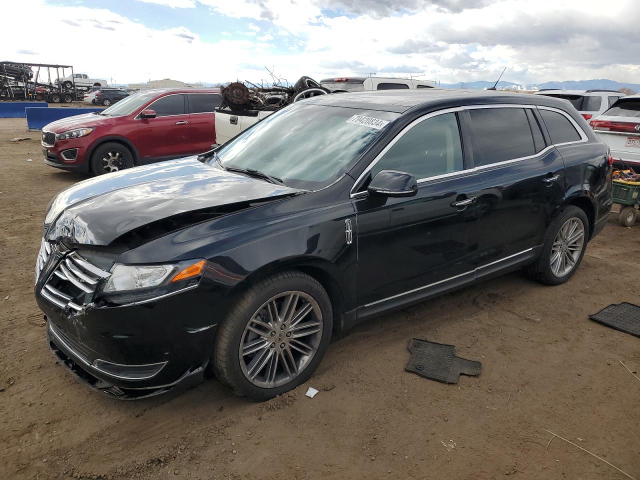 LINCOLN MKT 2019