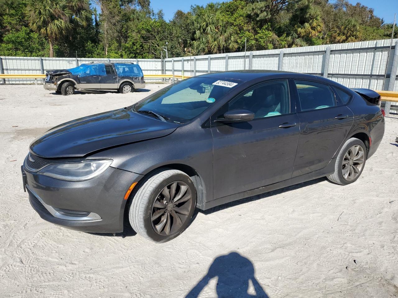 CHRYSLER 200 S 2015