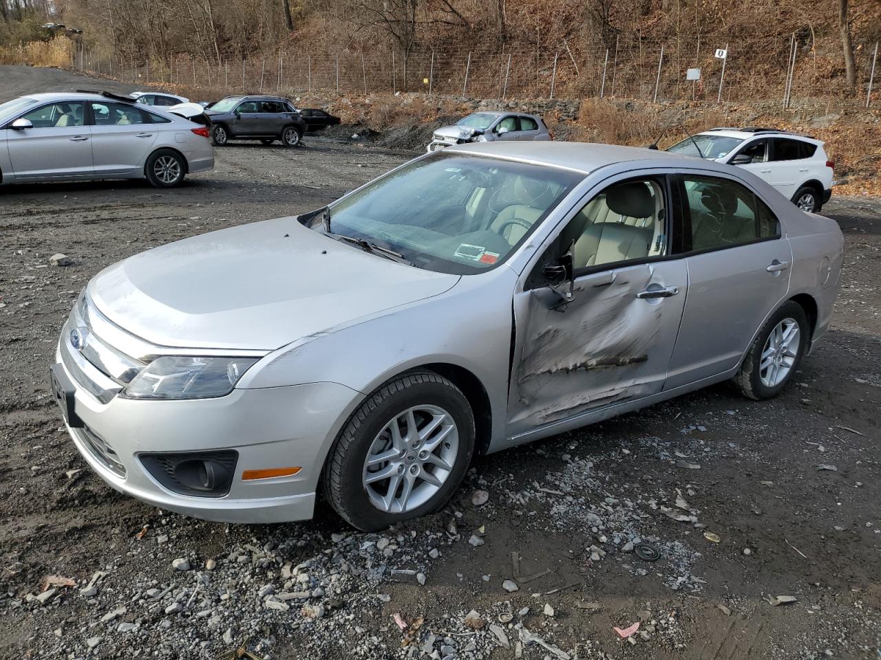 FORD FUSION S 2012