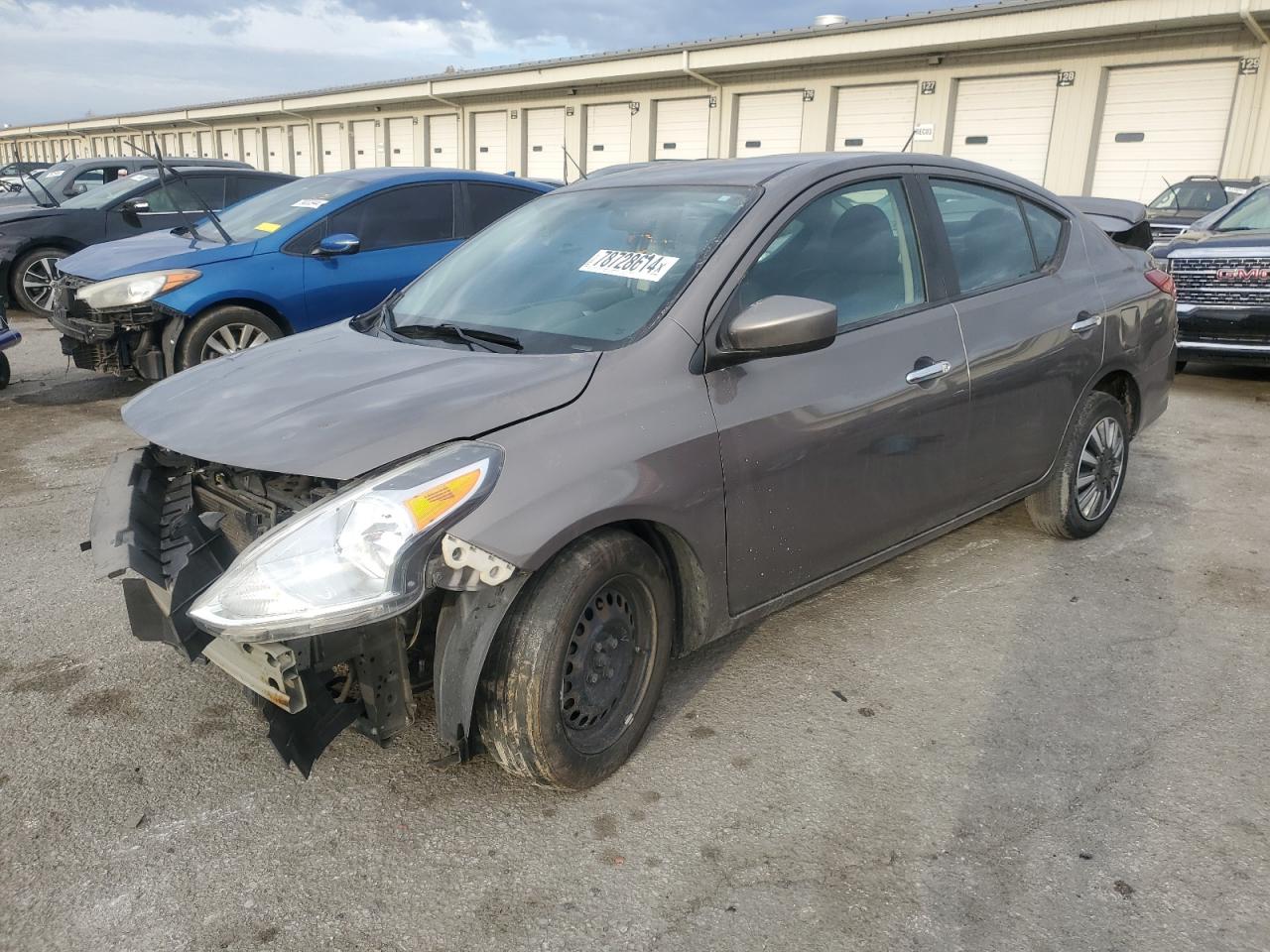 NISSAN VERSA 2016