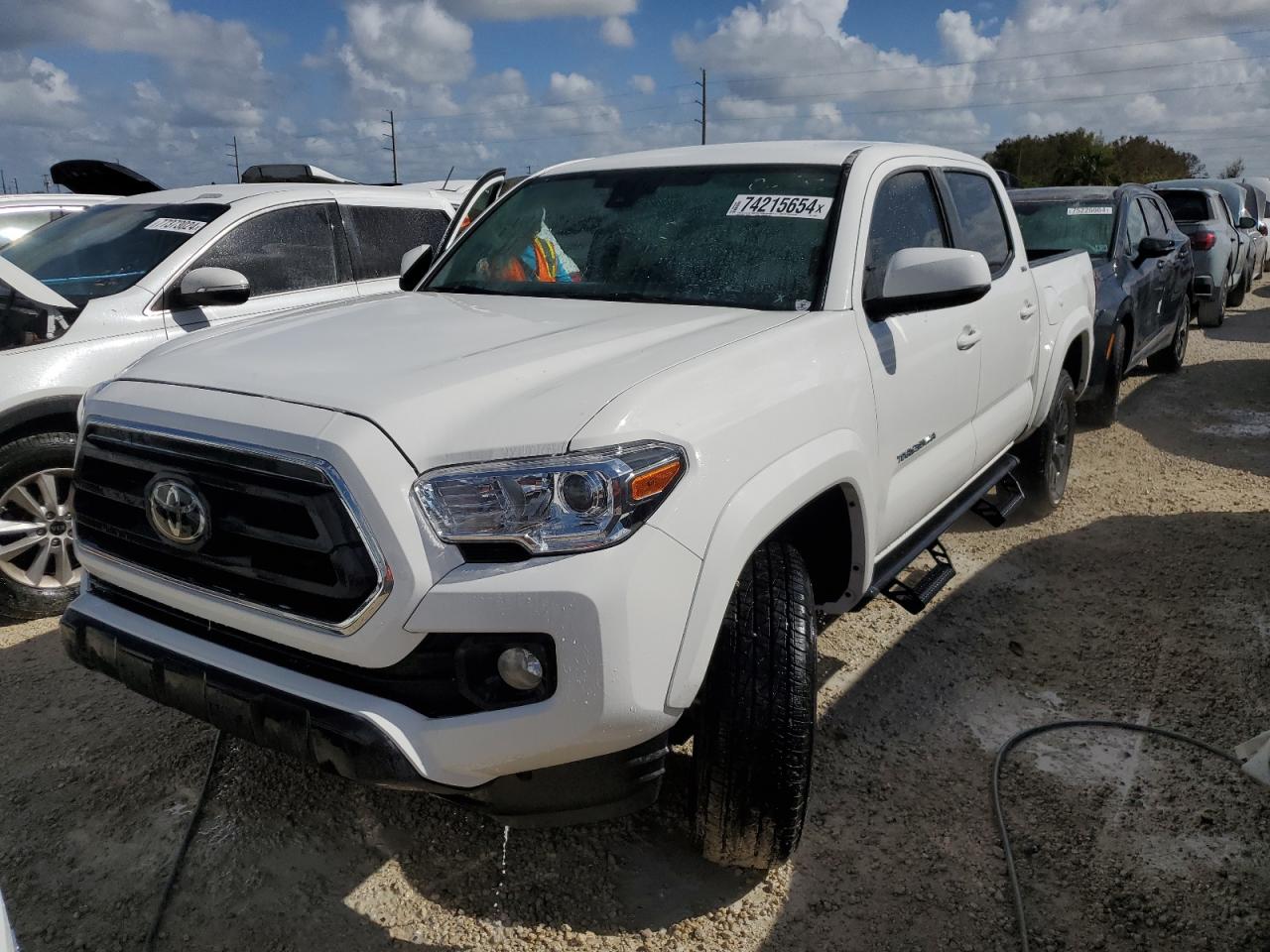 TOYOTA TACOMA DOU 2023