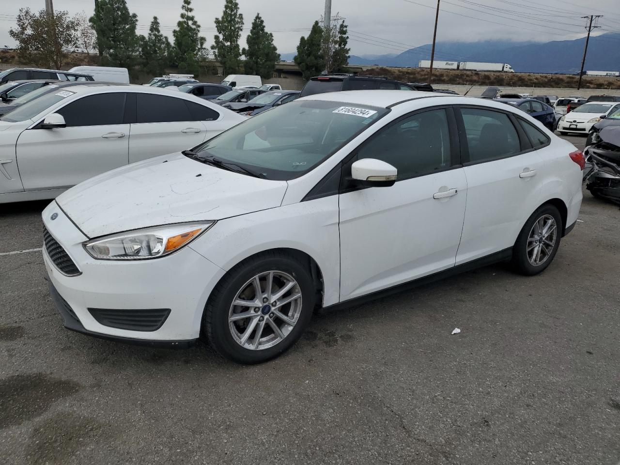 FORD FOCUS SE 2017