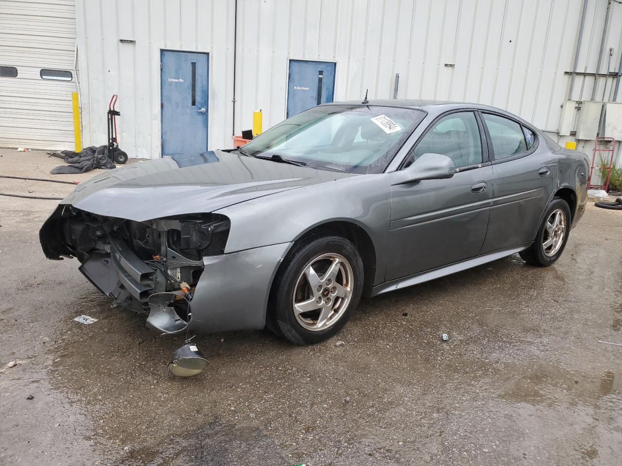 PONTIAC GRAND PRIX 2004