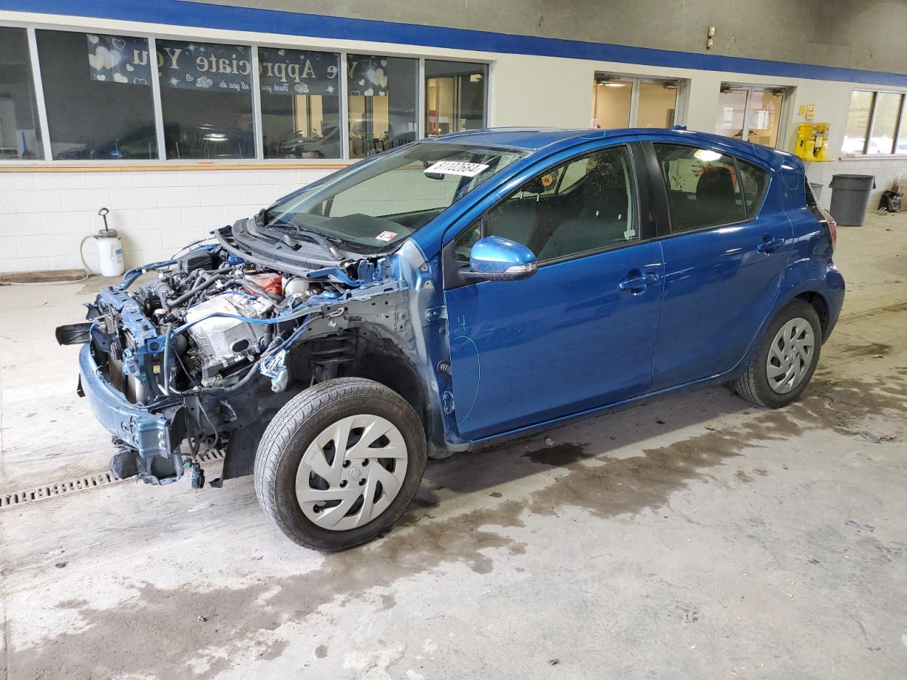 TOYOTA PRIUS C 2016