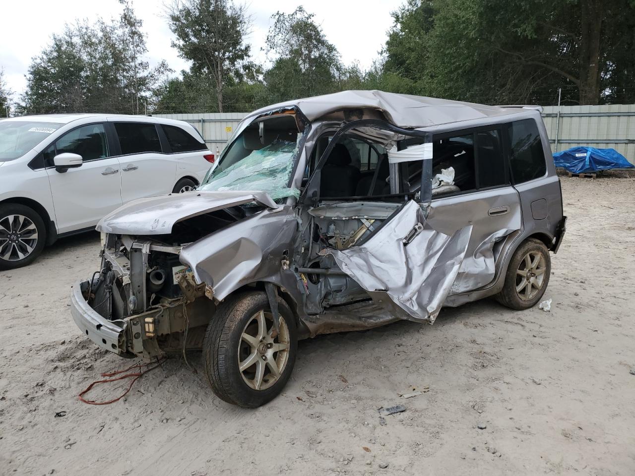 TOYOTA SCION XB 2006