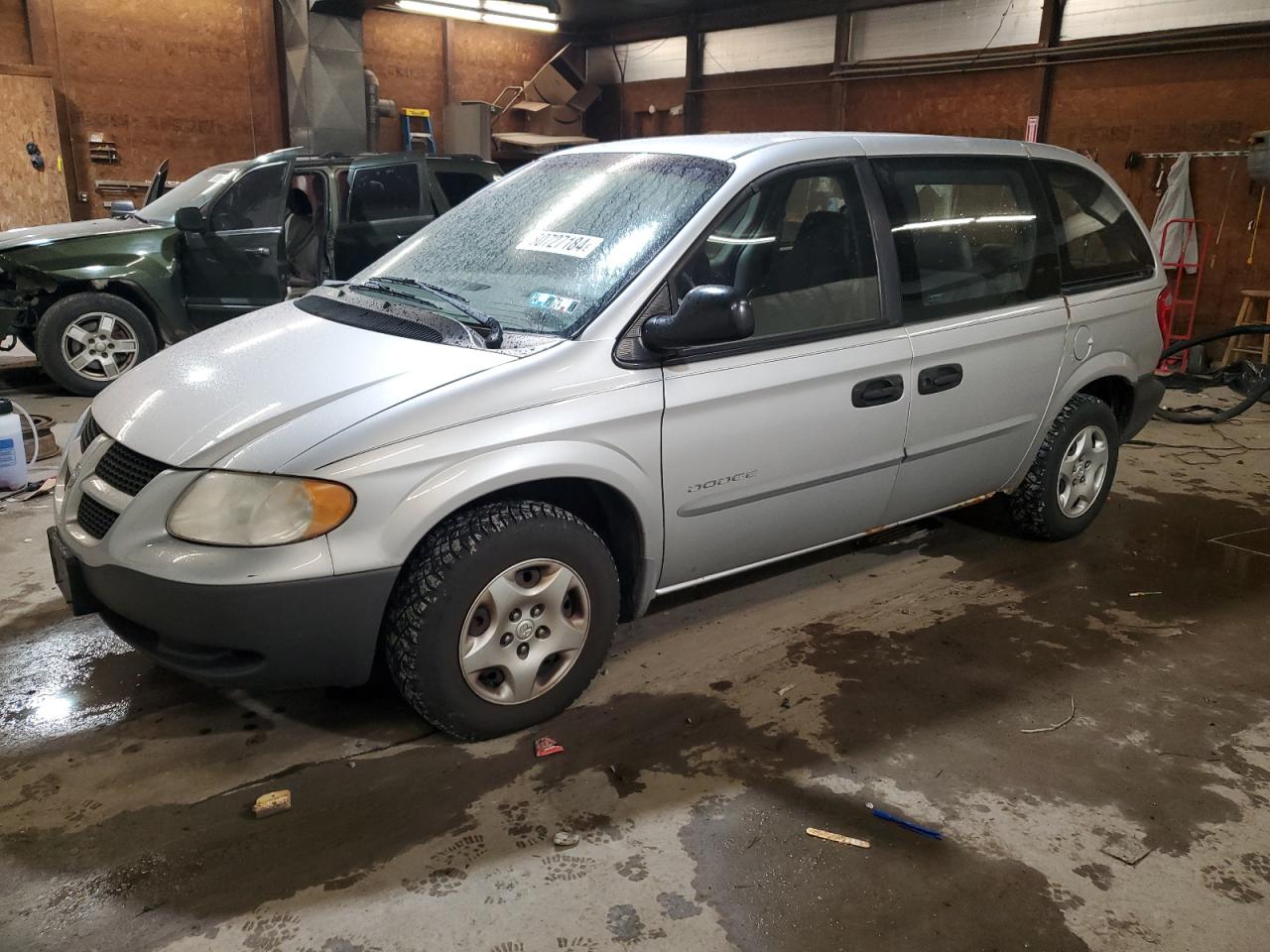 DODGE CARAVAN SE 2001