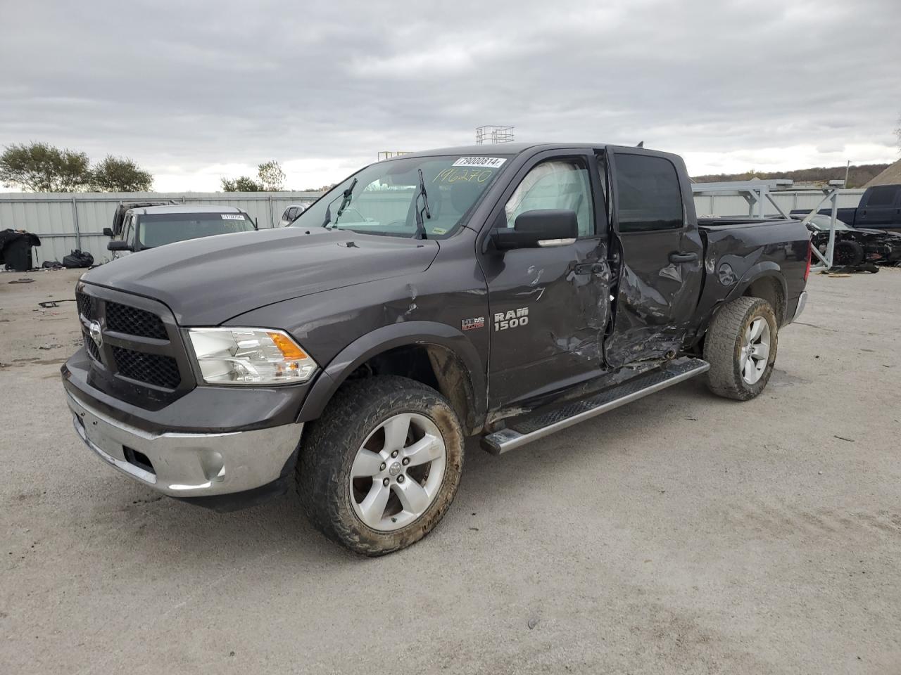 RAM 1500 SLT 2016