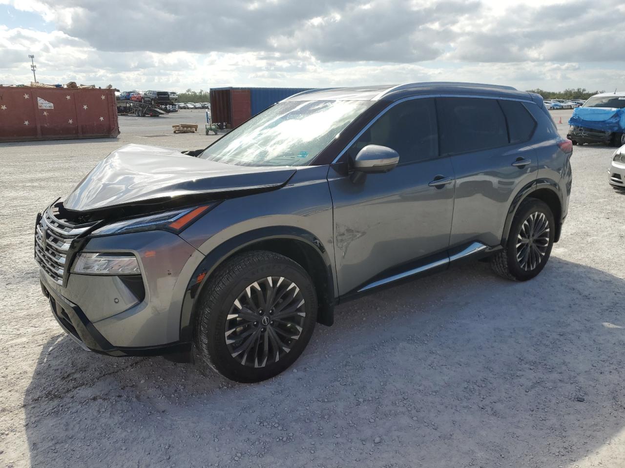 NISSAN ROGUE PLAT 2024