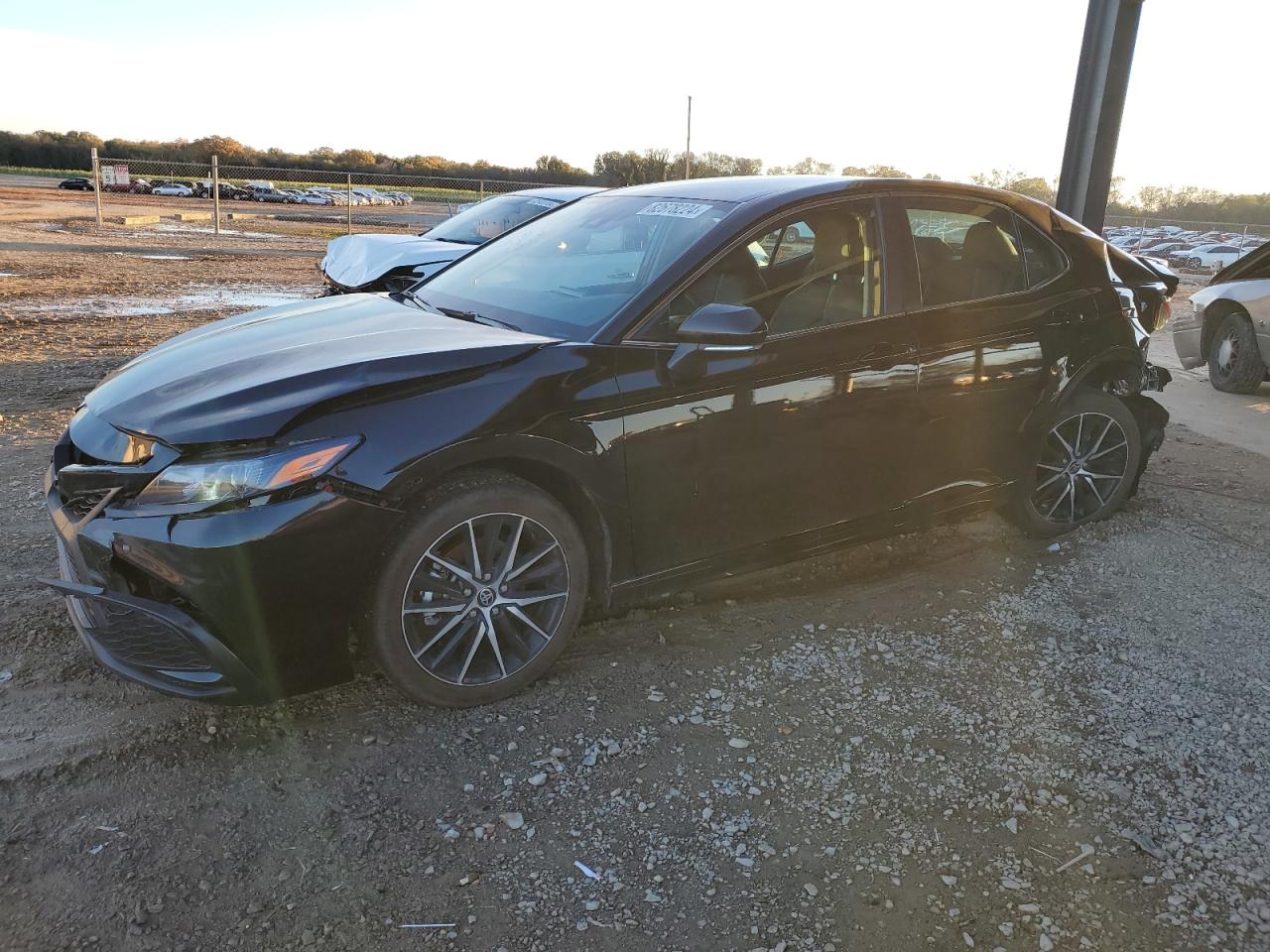 TOYOTA CAMRY SE N 2024