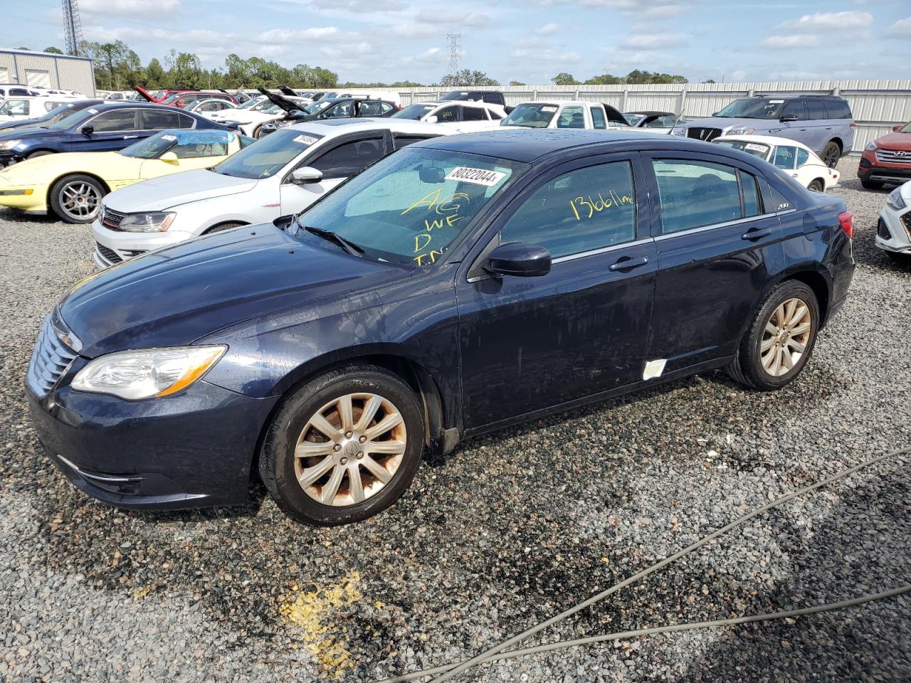 CHRYSLER 200 TOURIN 2012