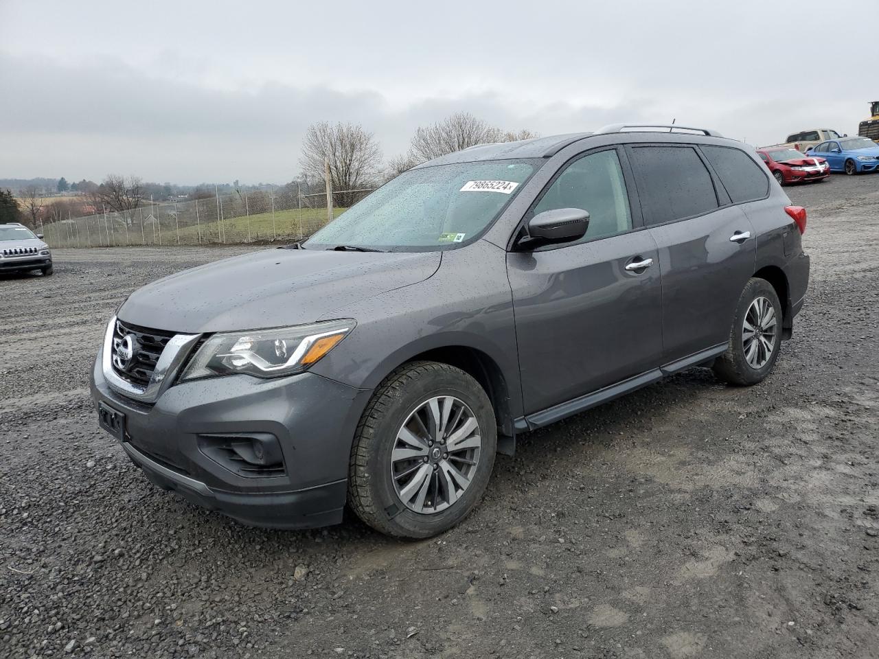 NISSAN PATHFINDER 2017