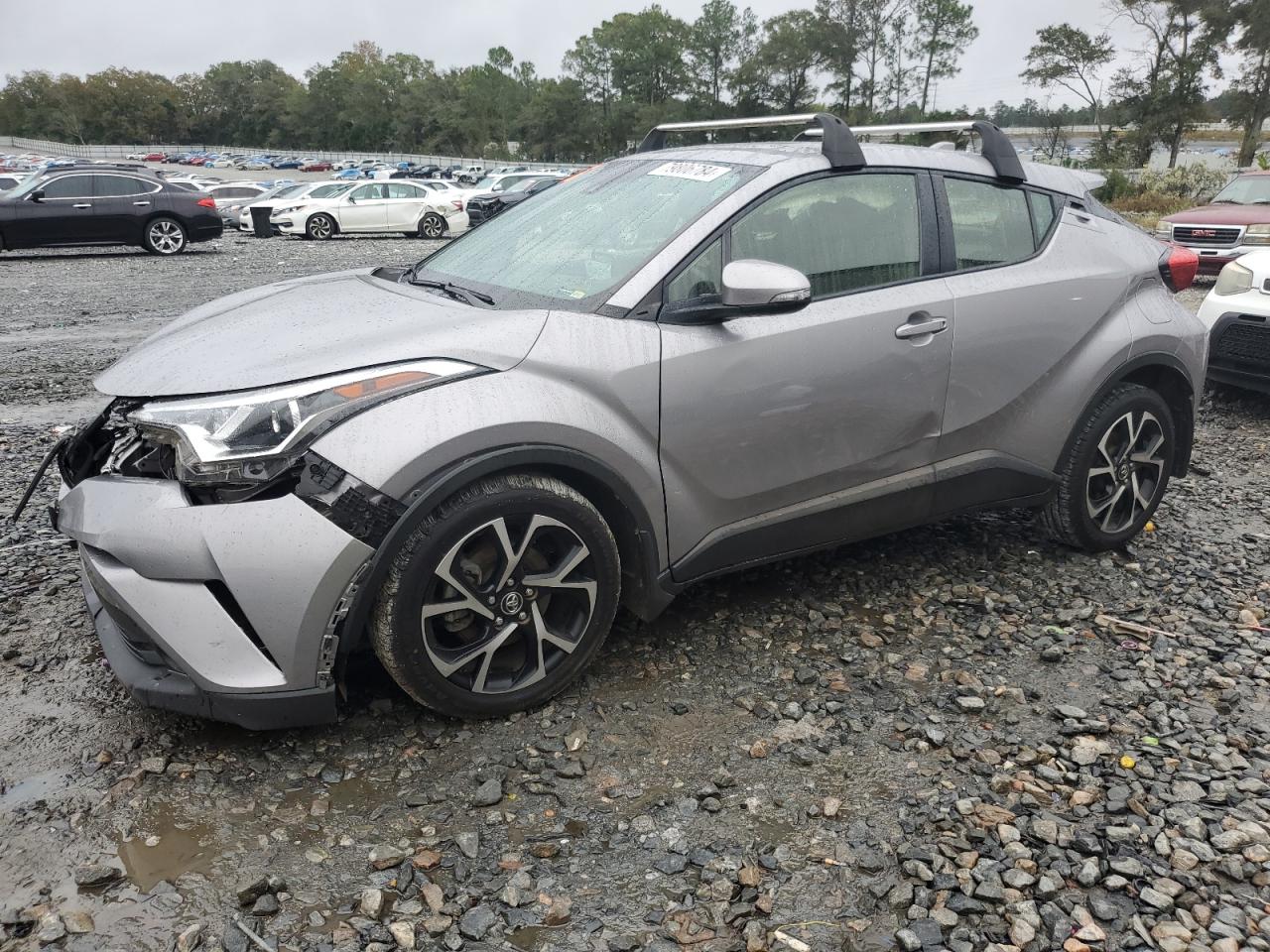 TOYOTA C-HR XLE 2019