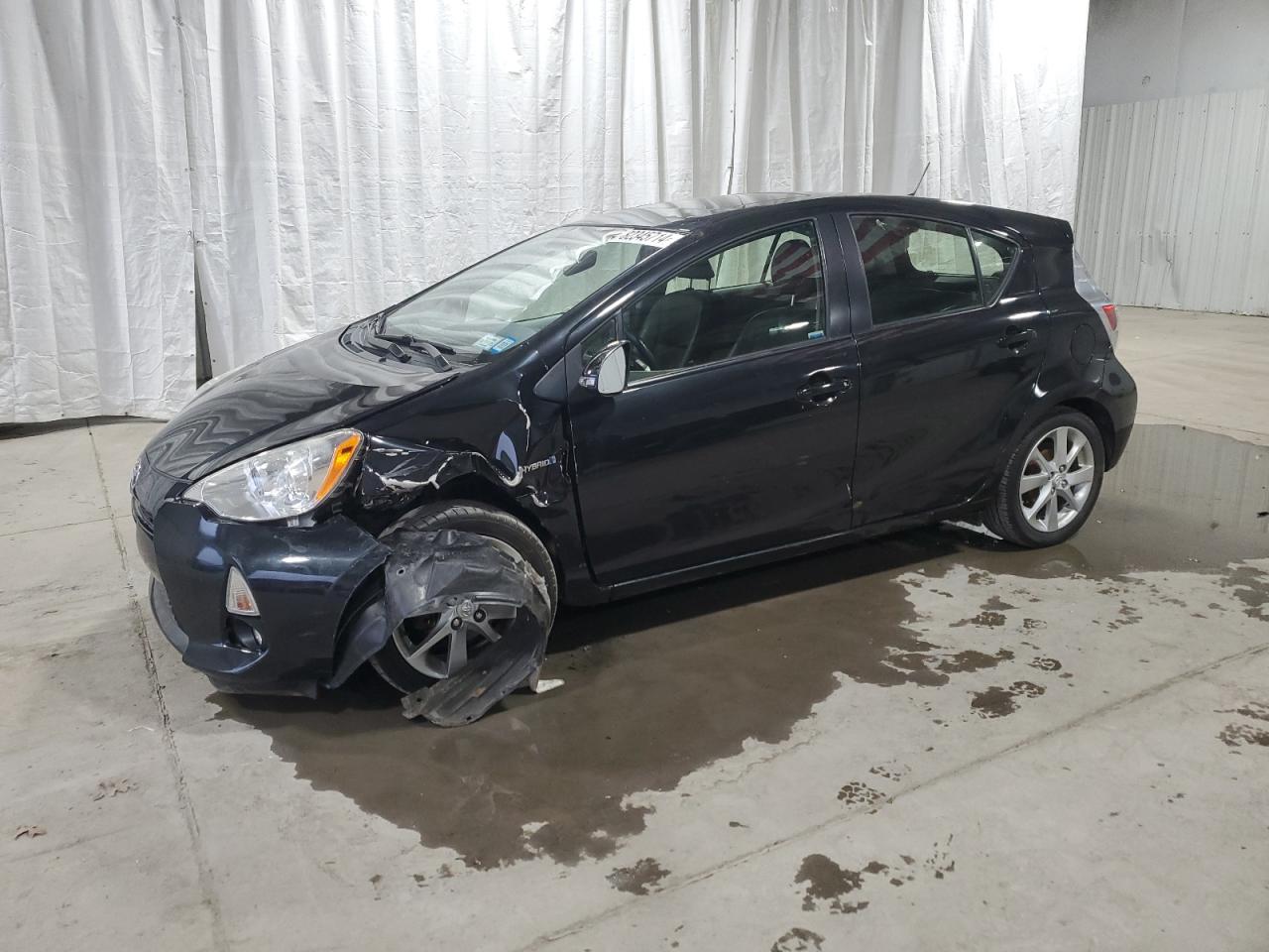 TOYOTA PRIUS C 2013