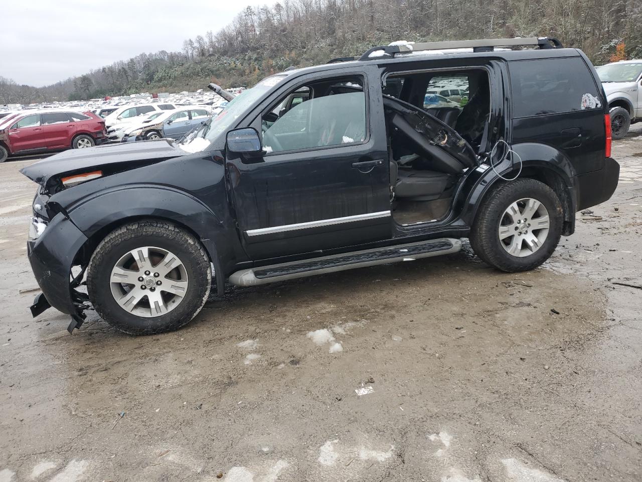 NISSAN PATHFINDER 2011