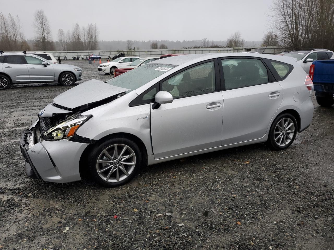 TOYOTA PRIUS V 2016