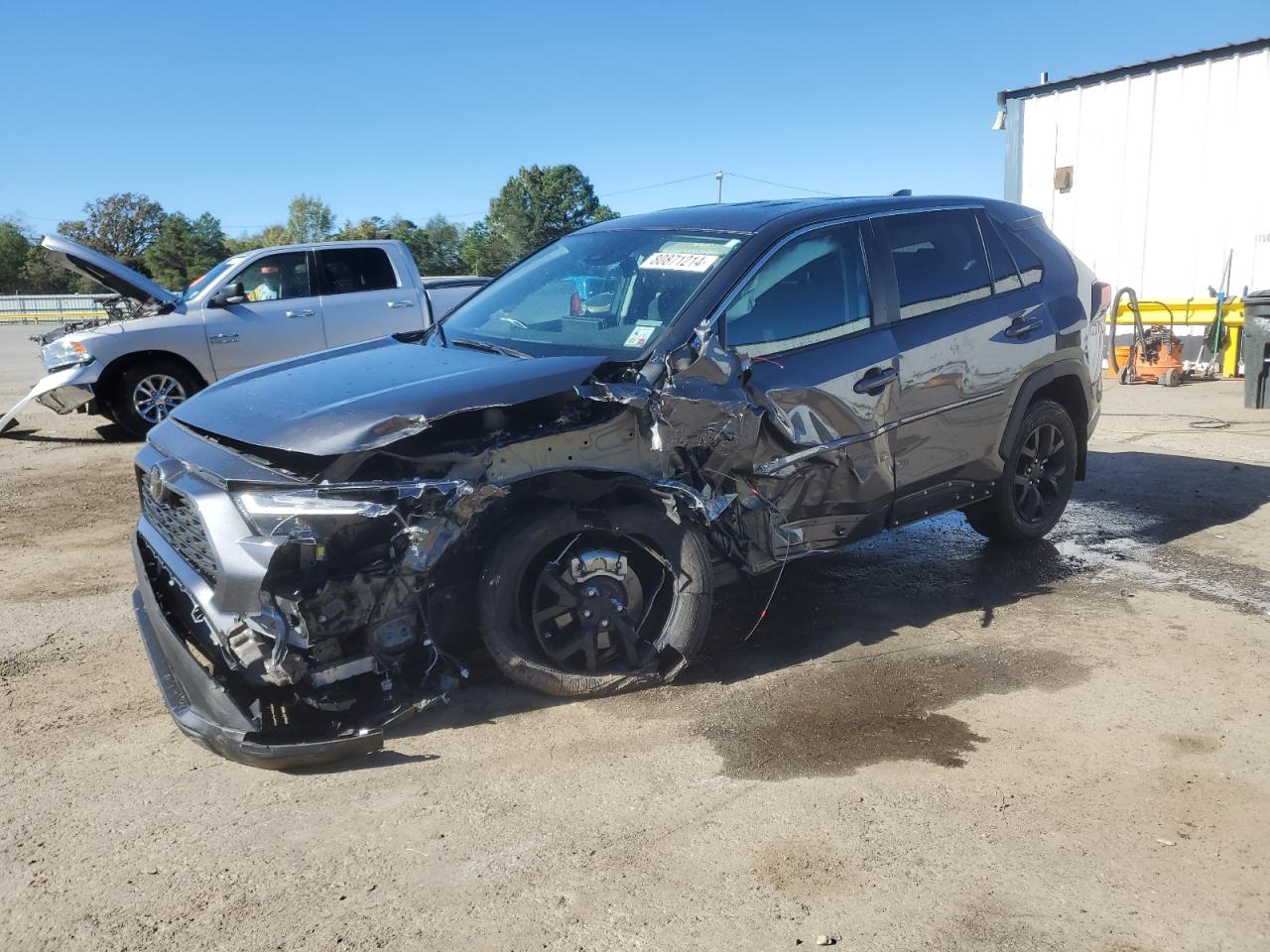 TOYOTA RAV4 LE 2024