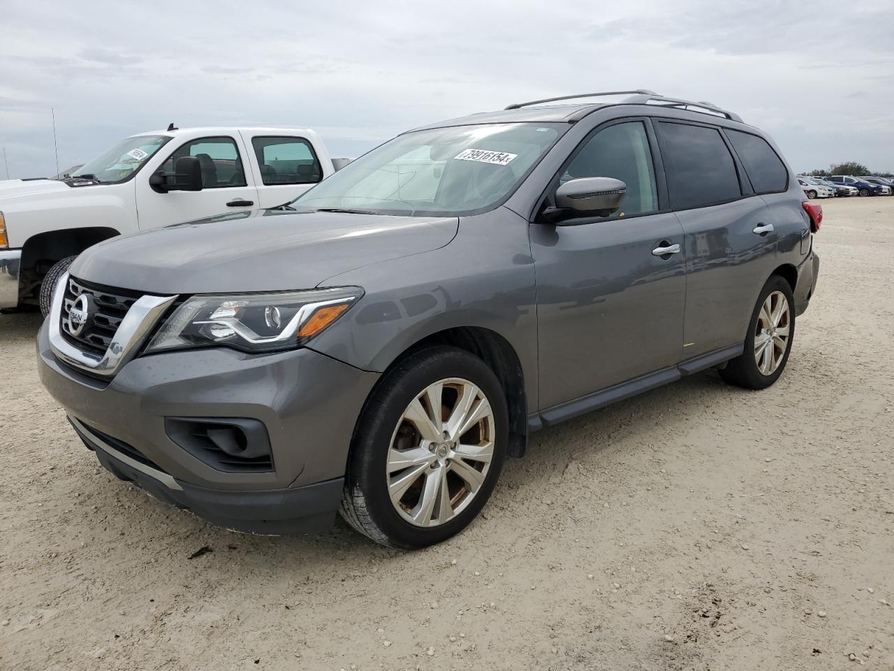 NISSAN PATHFINDER 2018
