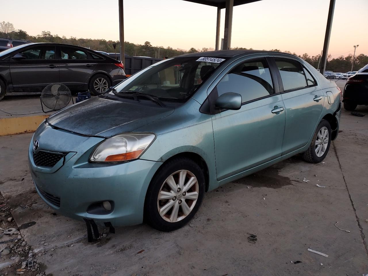 TOYOTA YARIS 2009