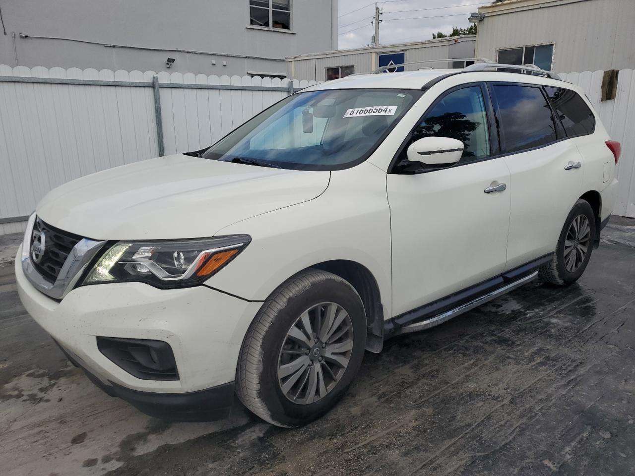 NISSAN PATHFINDER 2020
