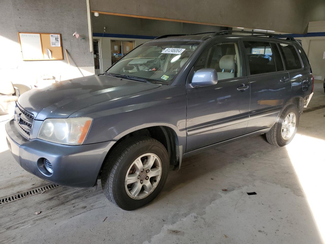 TOYOTA HIGHLANDER 2002