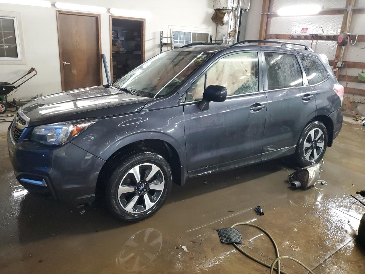 SUBARU FORESTER 2 2018