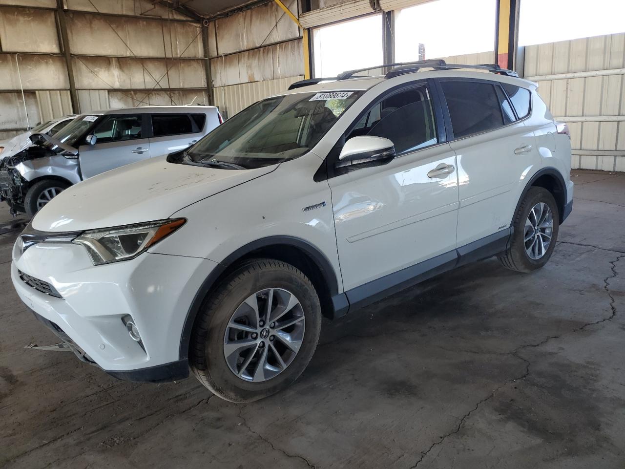 TOYOTA RAV4 HV LE 2018