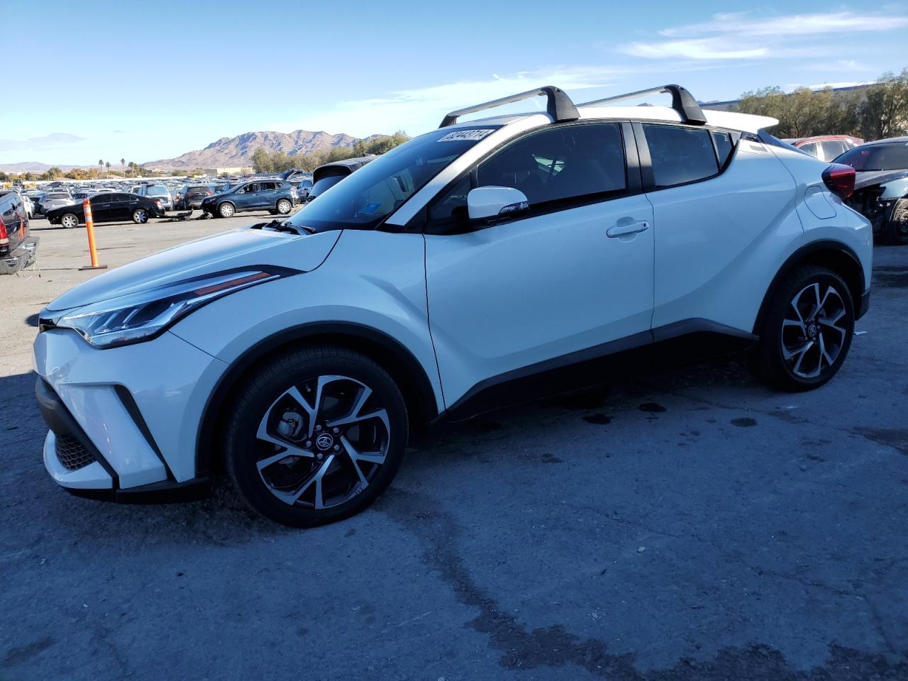 TOYOTA C-HR XLE 2020