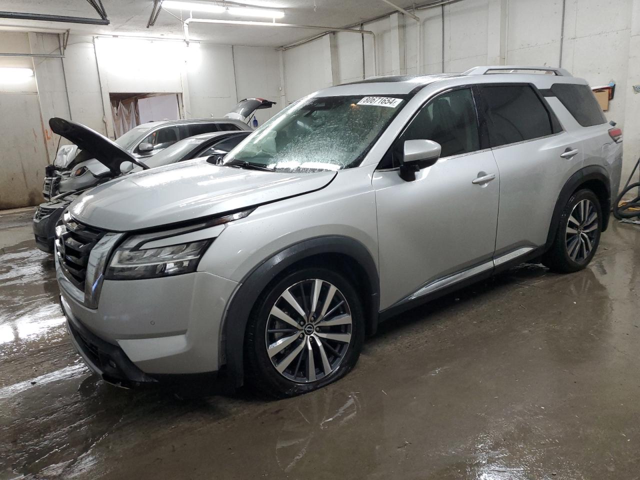 NISSAN PATHFINDER 2022