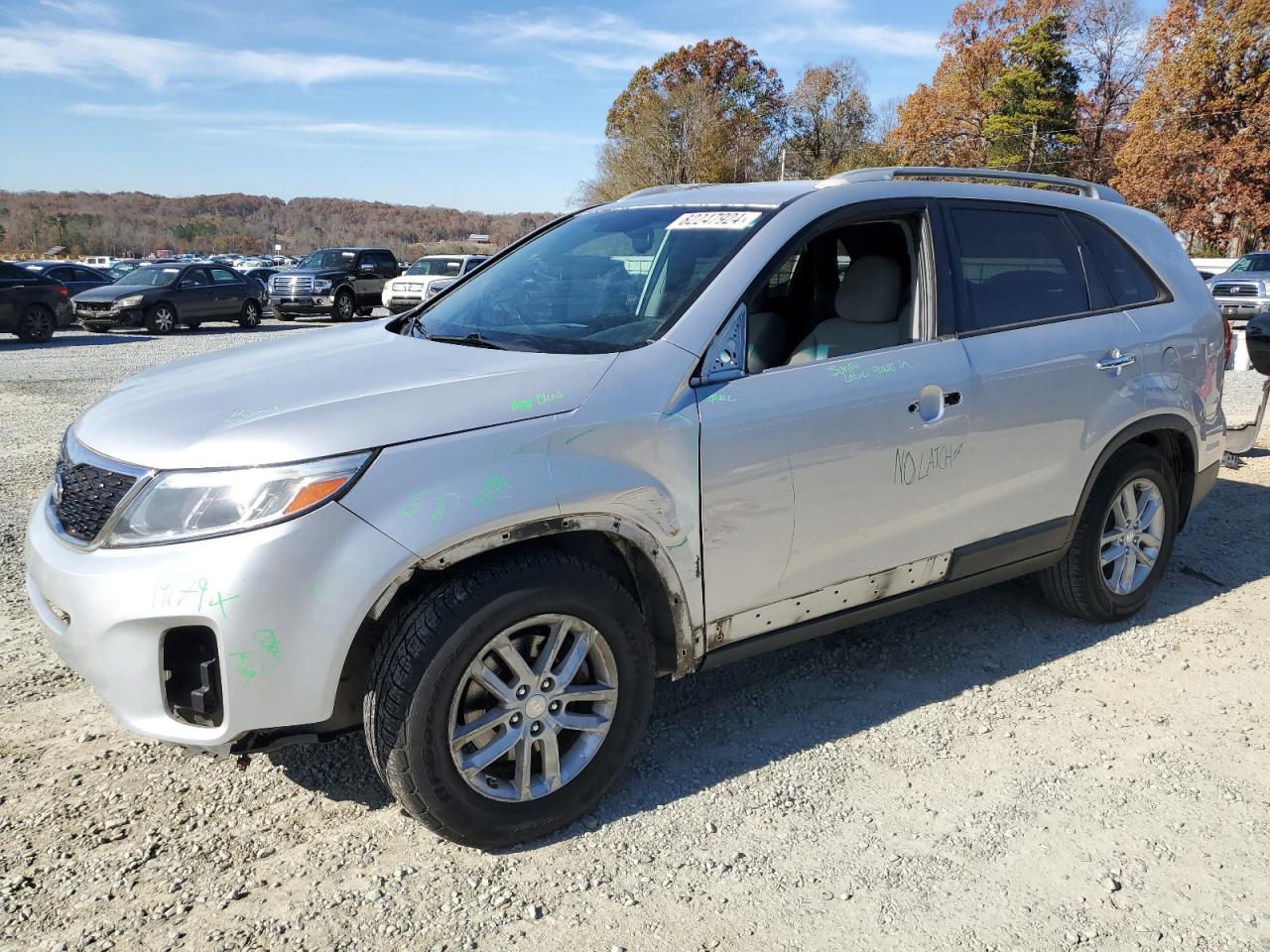 KIA SORENTO LX 2014