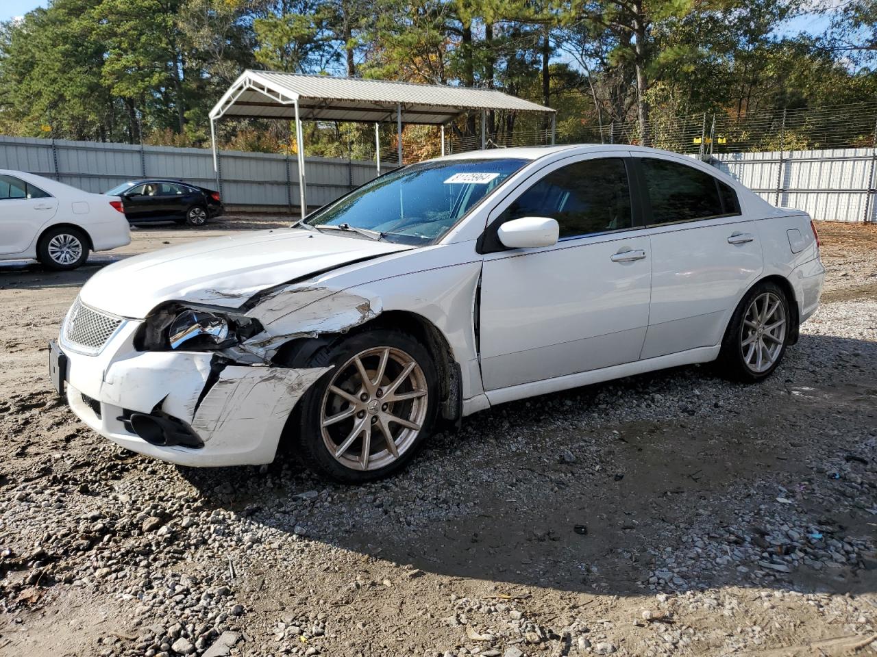 MITSUBISHI GALANT ES 2012