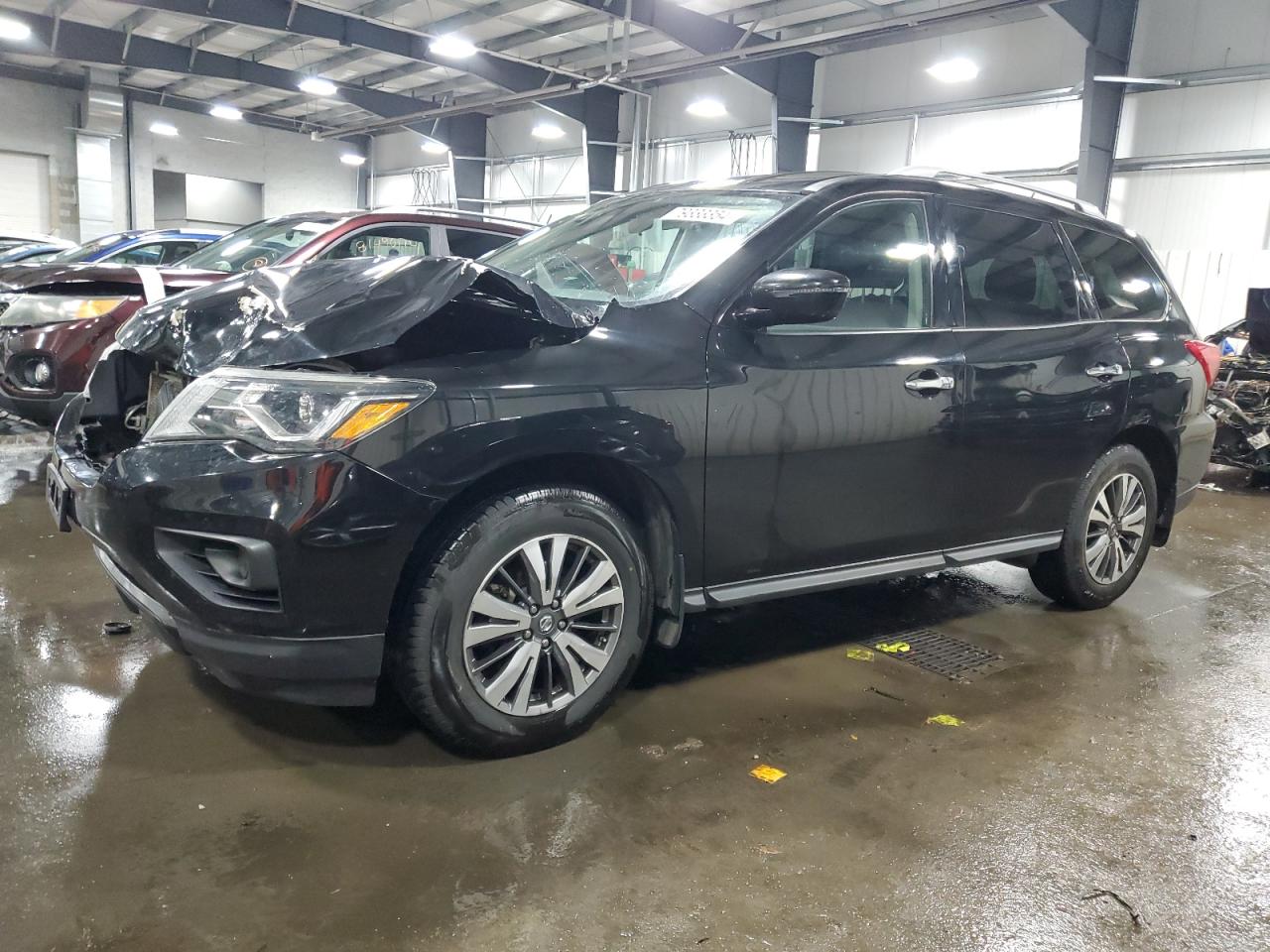 NISSAN PATHFINDER 2017