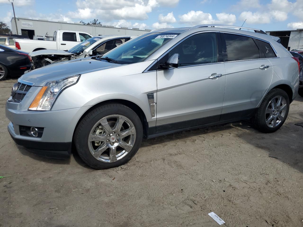 CADILLAC SRX PERFOR 2011