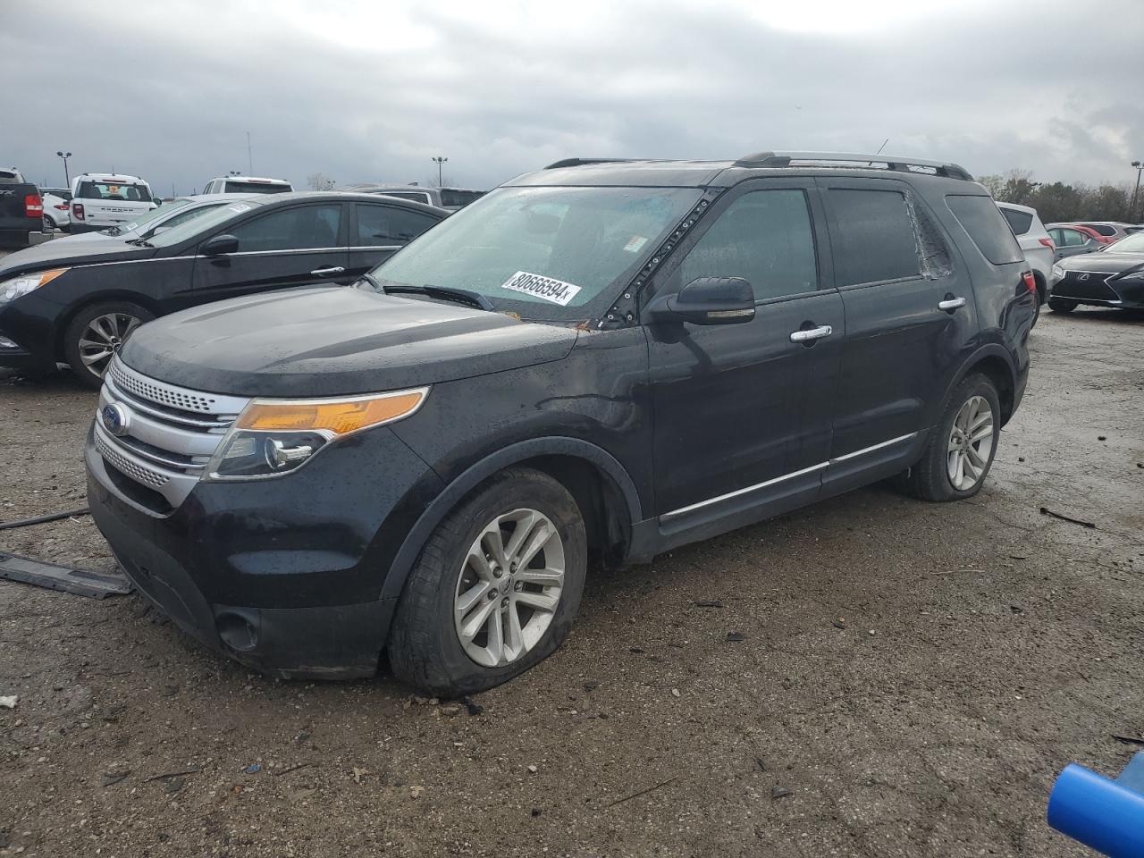 FORD EXPLORER X 2011