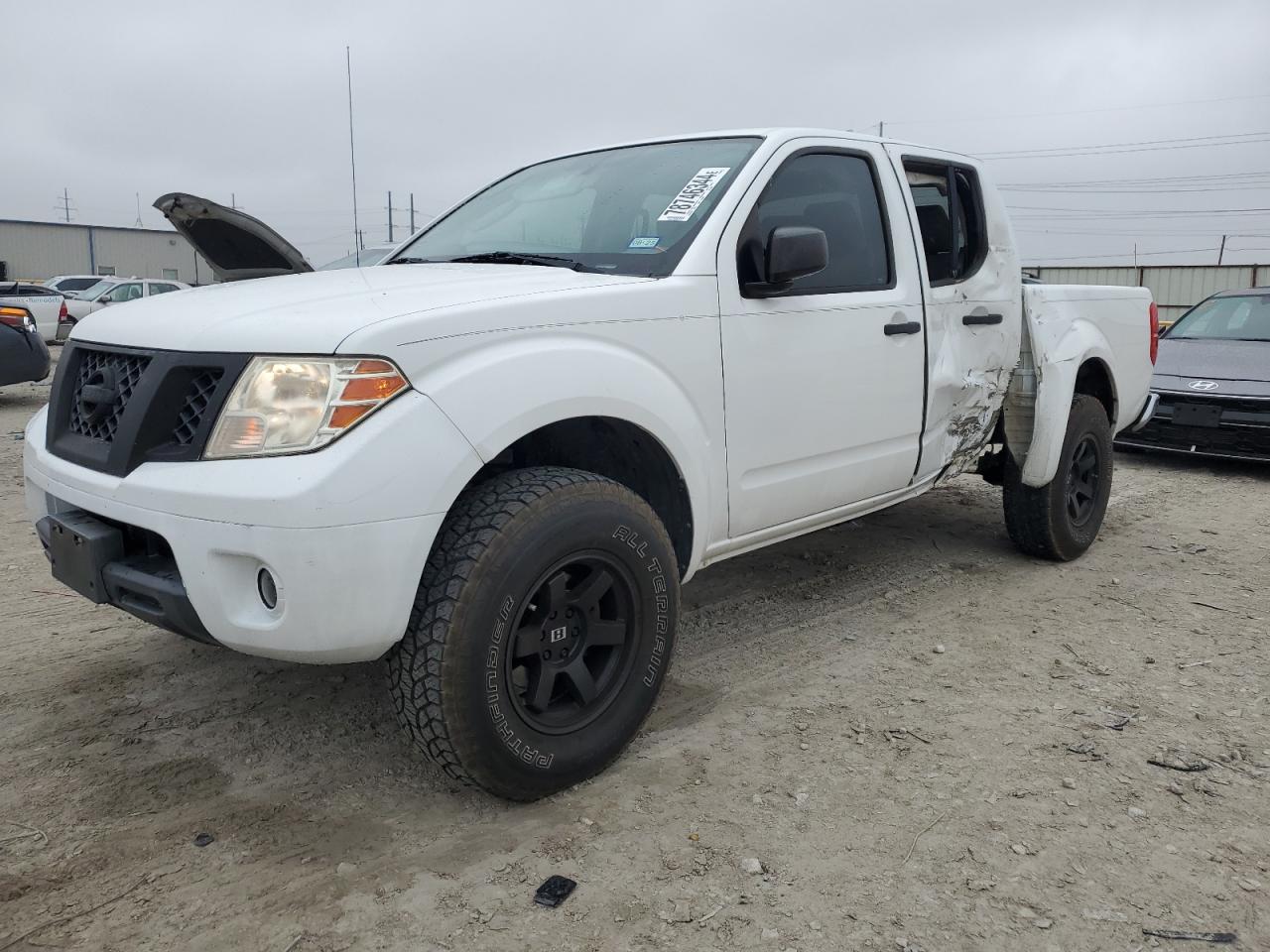 NISSAN FRONTIER S 2011