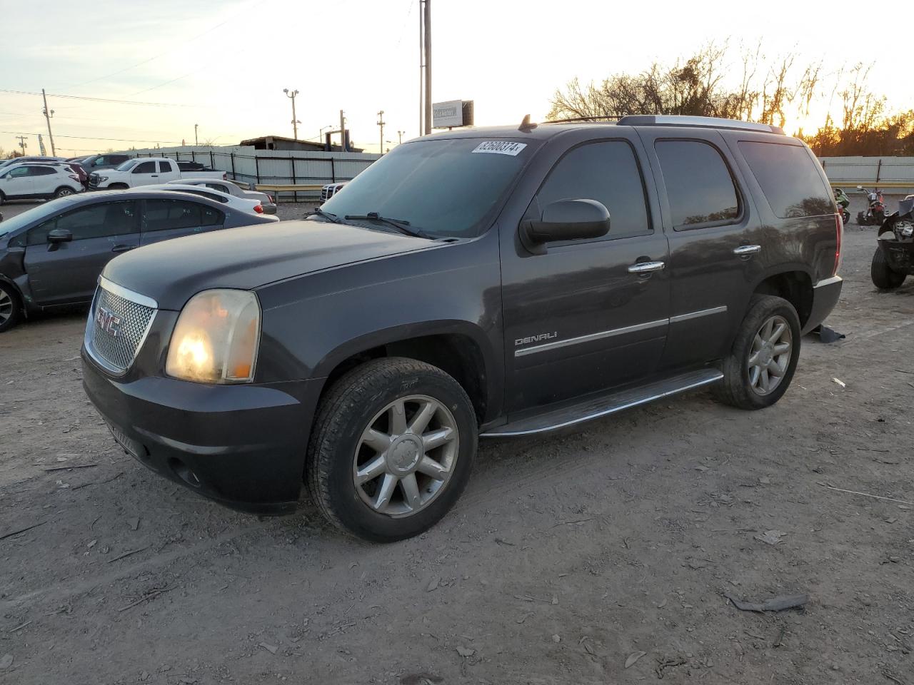 GMC YUKON DENA 2011