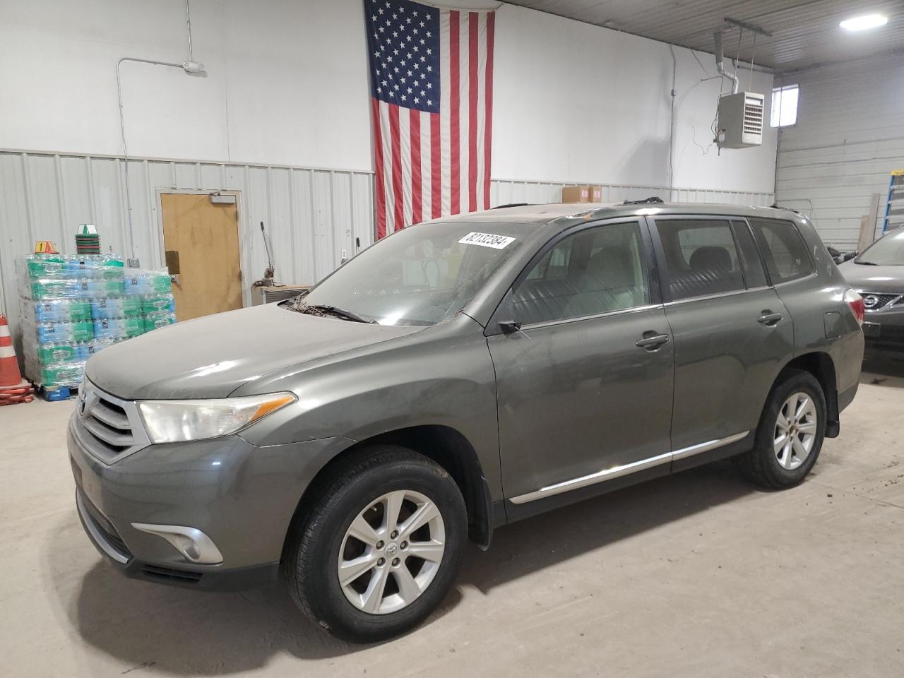 TOYOTA HIGHLANDER 2011