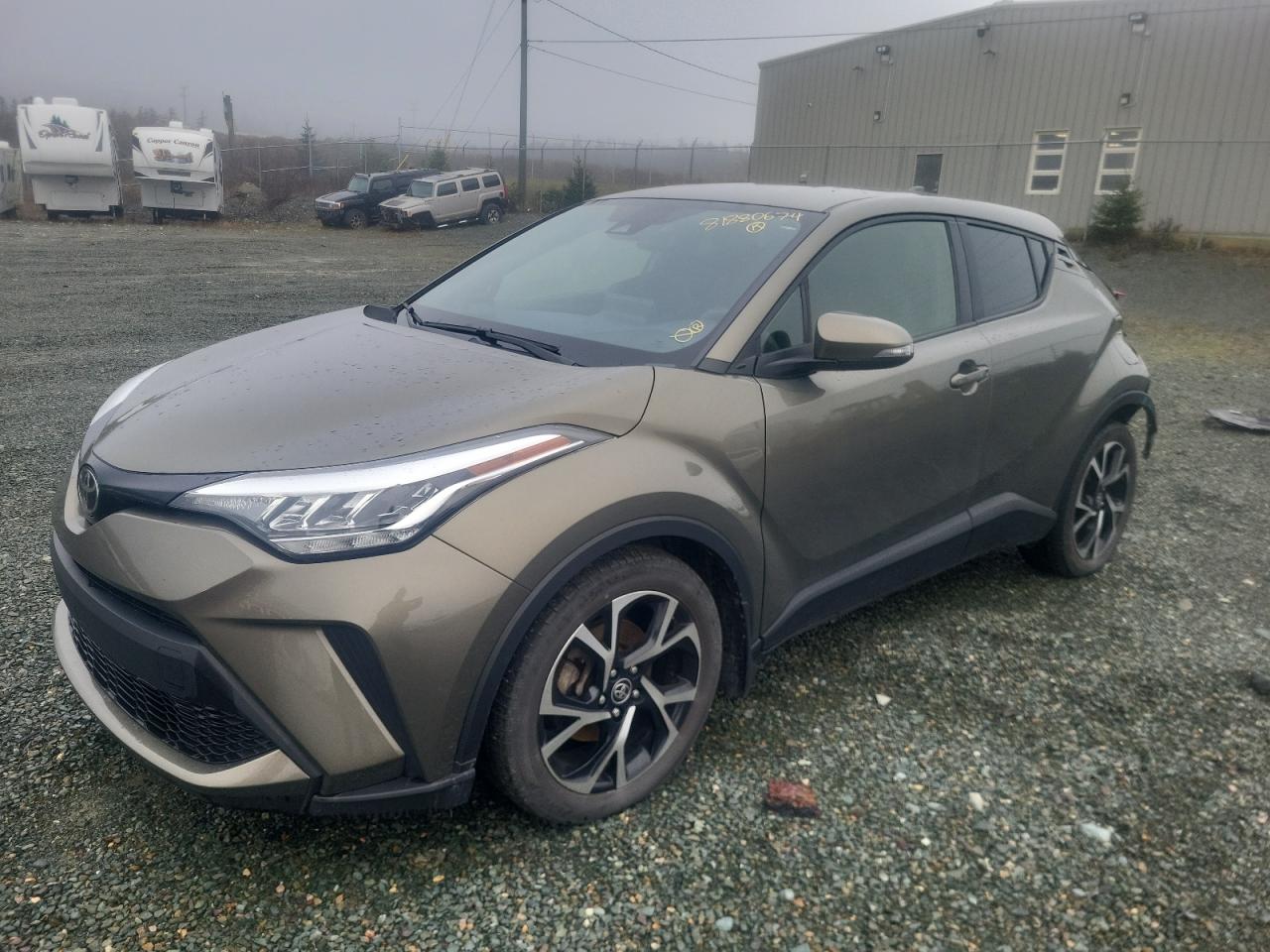 TOYOTA C-HR XLE 2021