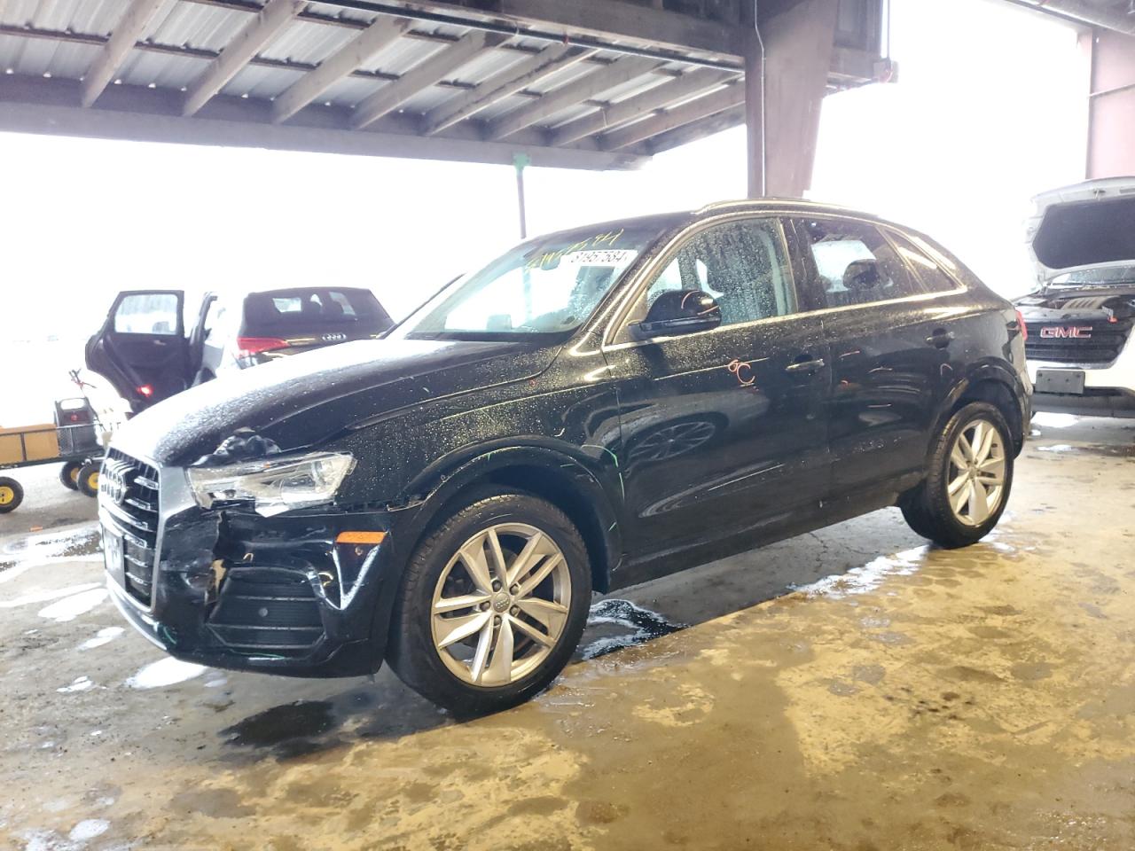 AUDI Q3 PREMIUM 2016