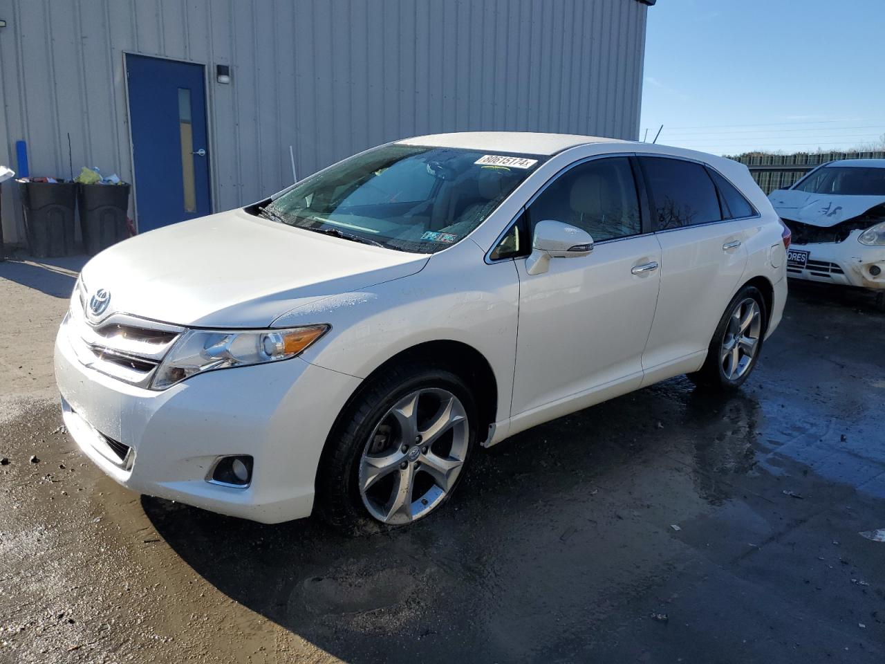 TOYOTA VENZA LE 2014