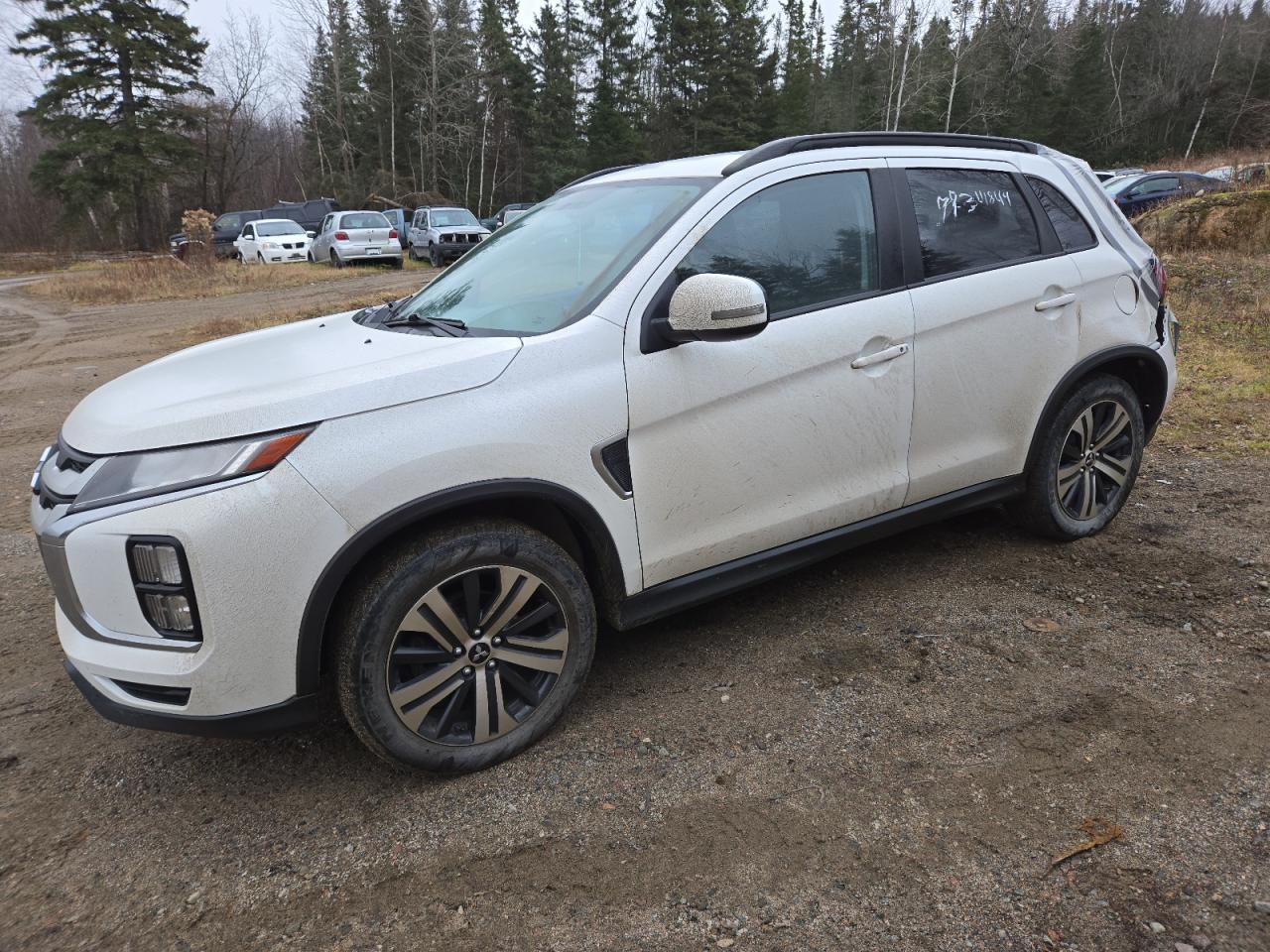 MITSUBISHI RVR SE 2020