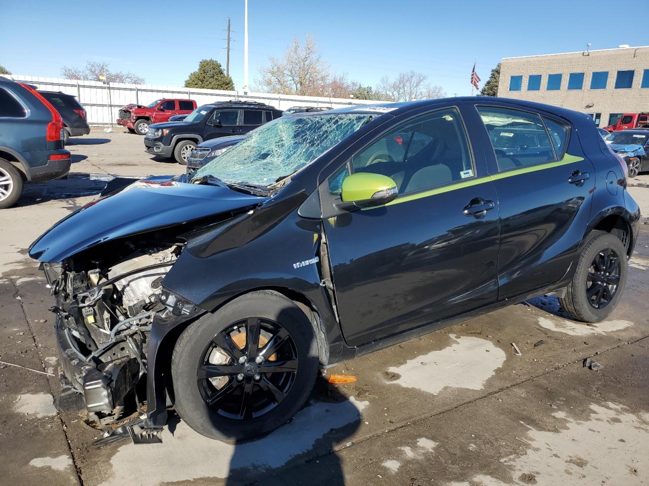 TOYOTA PRIUS C 2016