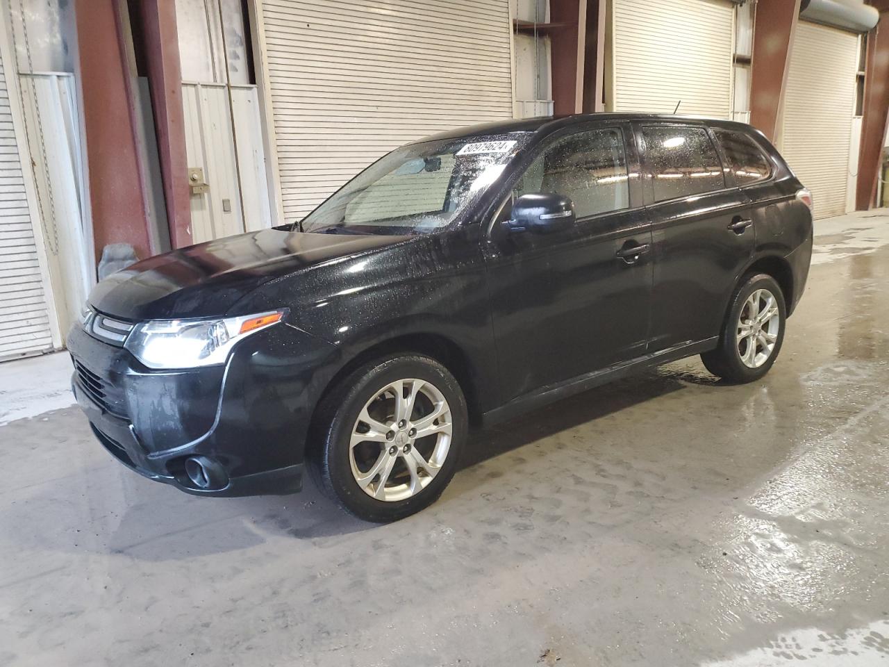 MITSUBISHI OUTLANDER 2014