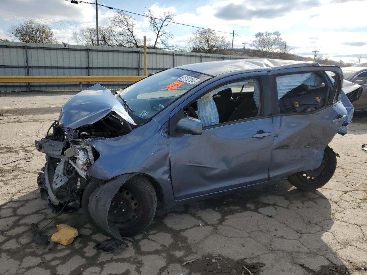 TOYOTA YARIS 2012