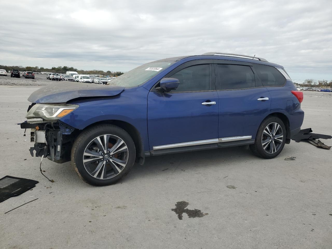 NISSAN PATHFINDER 2017