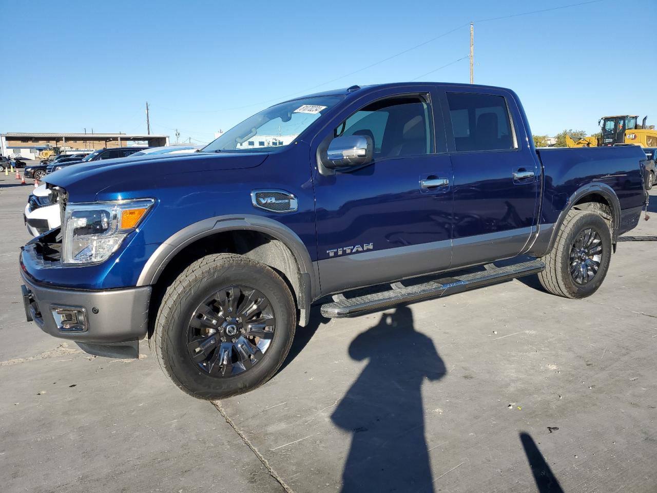 NISSAN TITAN SV 2017