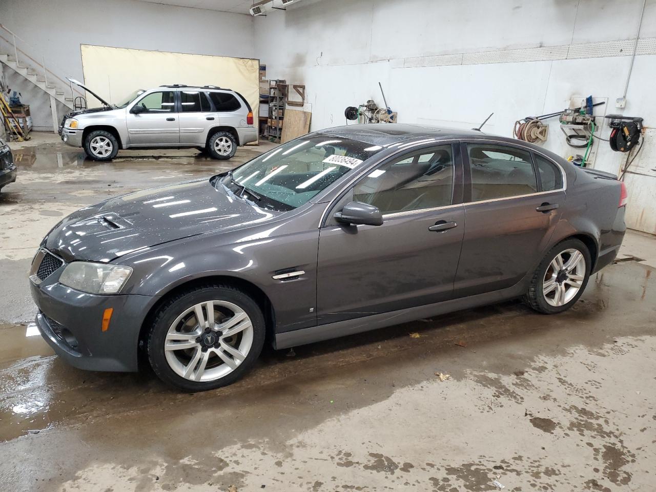PONTIAC G8 2009