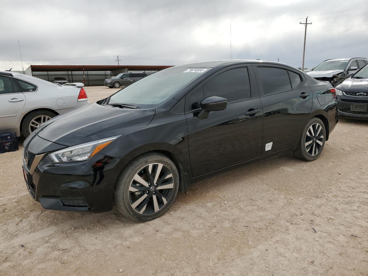 NISSAN VERSA SR 2022