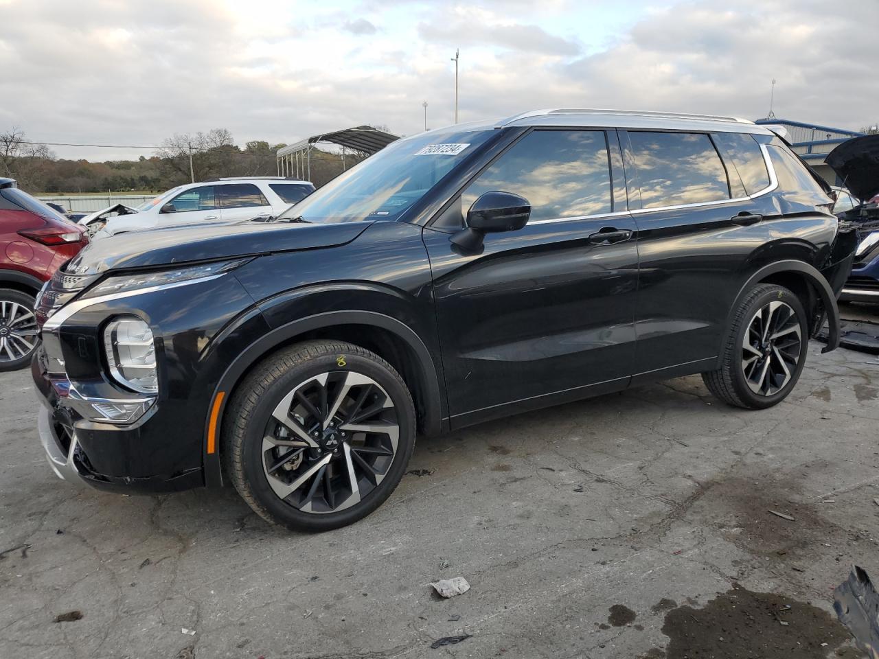MITSUBISHI OUTLANDER 2024