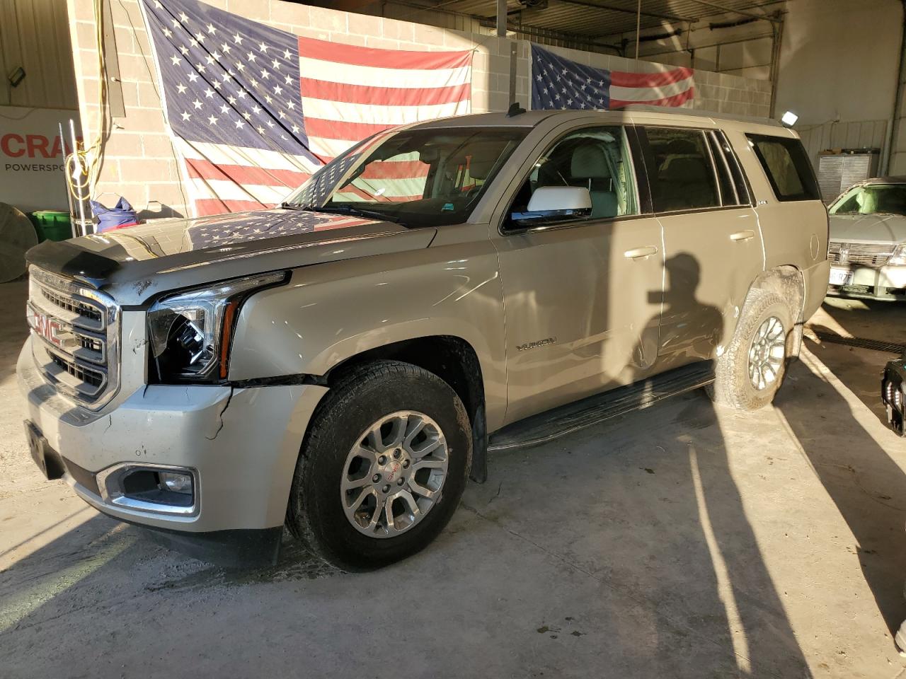 GMC YUKON SLE 2015